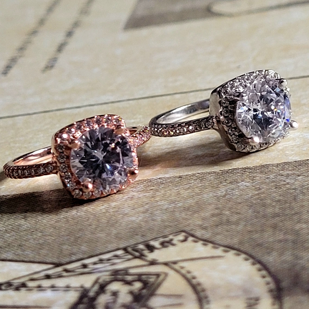 Silver Crystal Rings/, out of rose.
